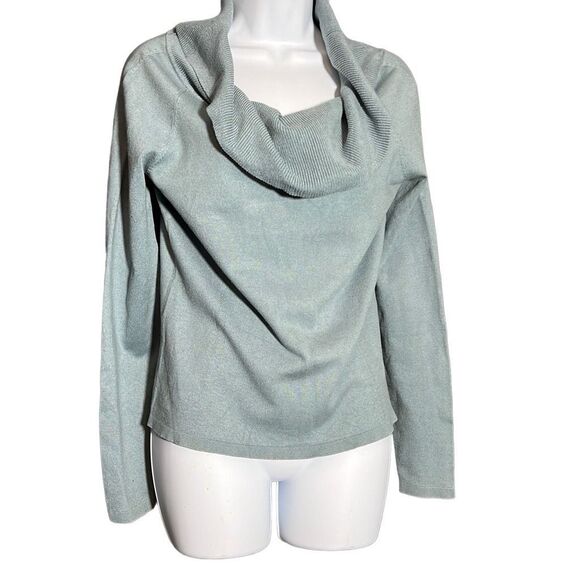 Ann Taylor Soft Blue Versatile Neck Sweater Size: Medium - Picture 1 of 6
